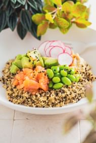 It is incredibly versatile and can be used in a variety of dishes, including salads, soups, and stir-fries (Image via Pexels)